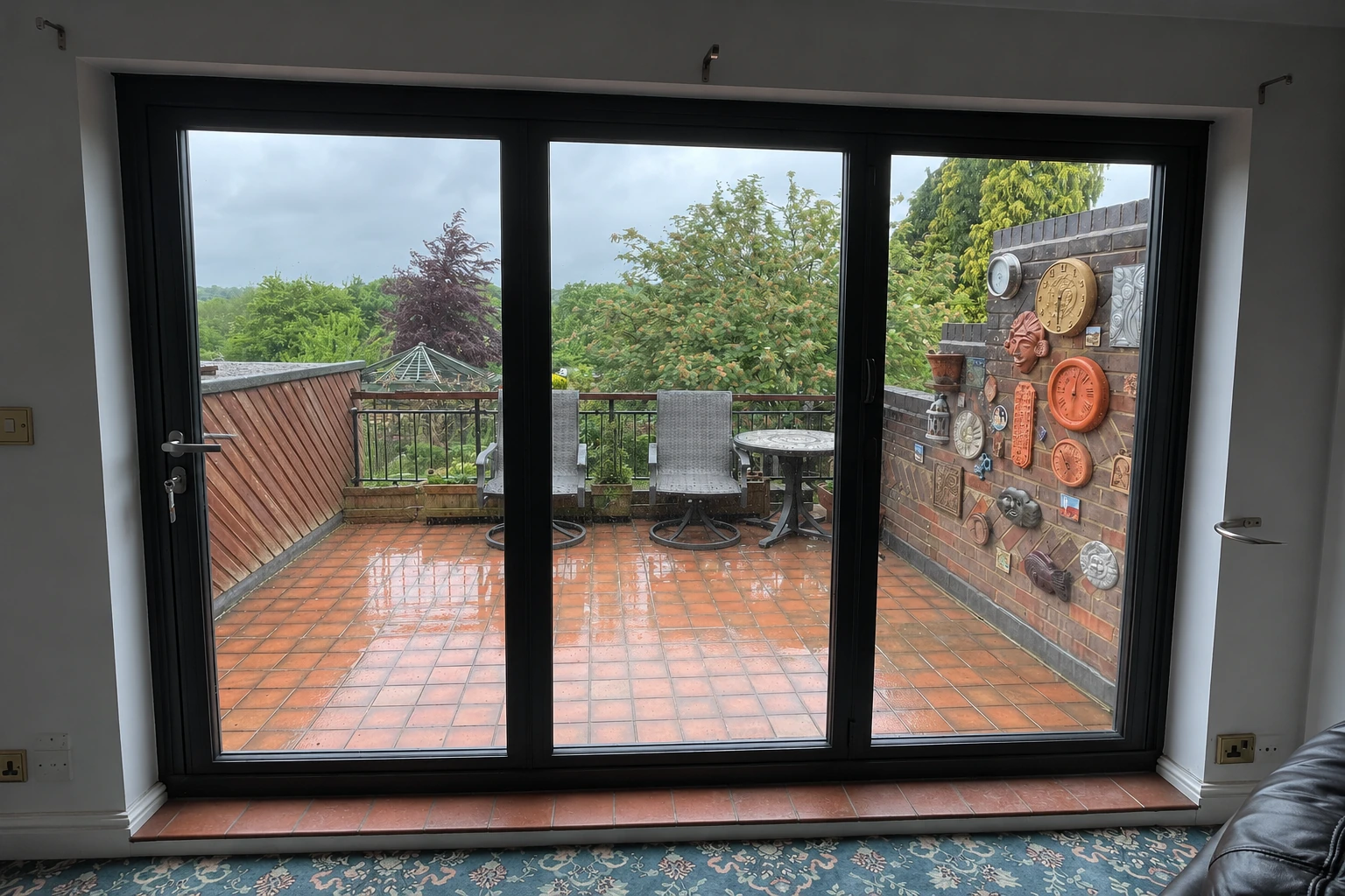 Bifold door inspiration: Black three panel patio interior